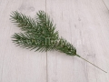 świerk_sztuczna_gałązka_6115.jpg