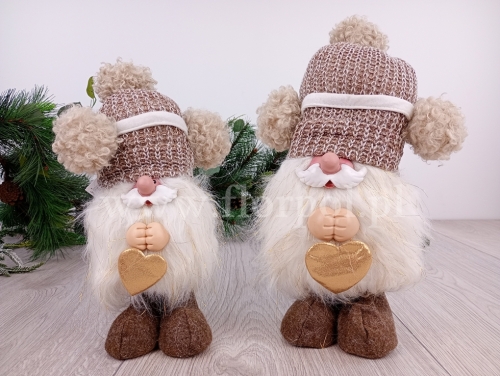 skrzat w wielkiej czapie większy 1szt biel/beż