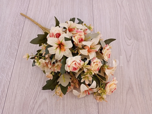 stopniowany bukiet - lilia i róża  1szt słomka/czerwień (LR2329019)