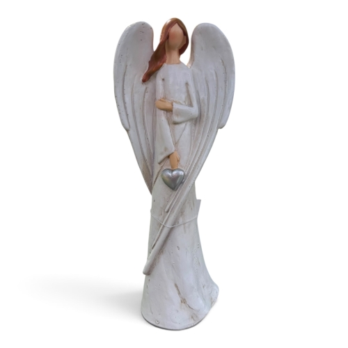 Figurka aniołek ceramiczny biały z sercem w jednym ręku(CAP-7-06341-25)